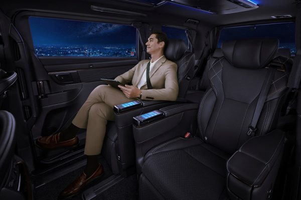New Alphard XE HEV